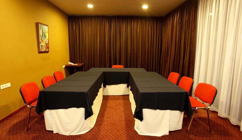 Hotel Elegance NV Paramaribo Exterior foto
